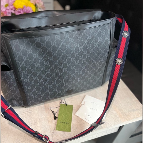 100% Authentic Gucci Diaper Bag - Picture 2 of 6
